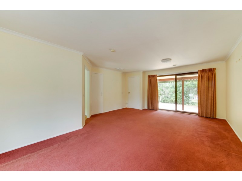 18 Macintyre Street, Charnwood ACT 2615