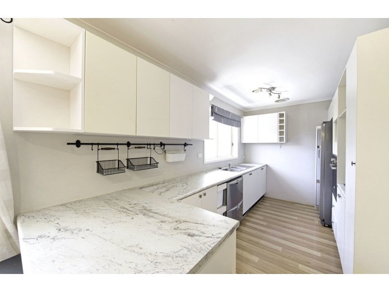 21 Britten Jones Drive, Holt ACT 2615