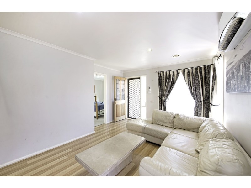 21 Britten Jones Drive, Holt ACT 2615
