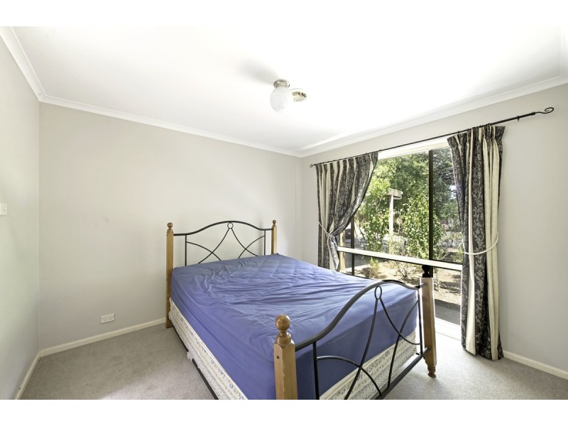 21 Britten Jones Drive, Holt ACT 2615