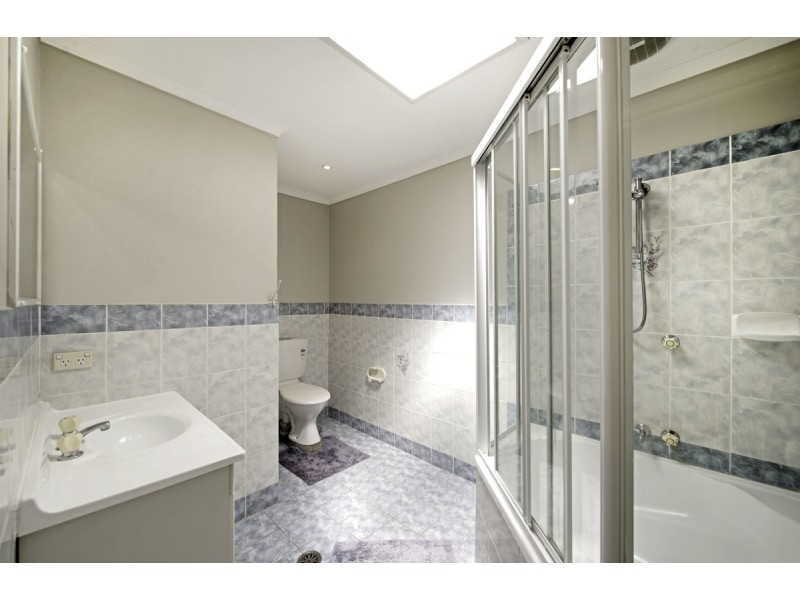 21 Britten Jones Drive, Holt ACT 2615