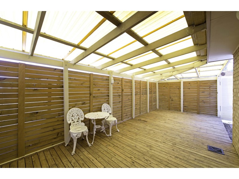 21 Britten Jones Drive, Holt ACT 2615
