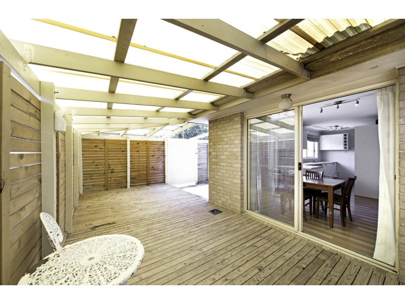 21 Britten Jones Drive, Holt ACT 2615
