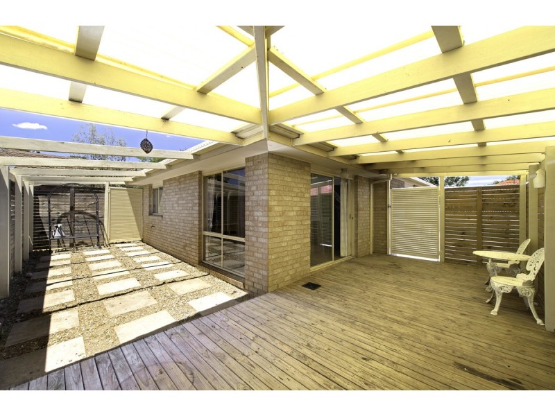 21 Britten Jones Drive, Holt ACT 2615