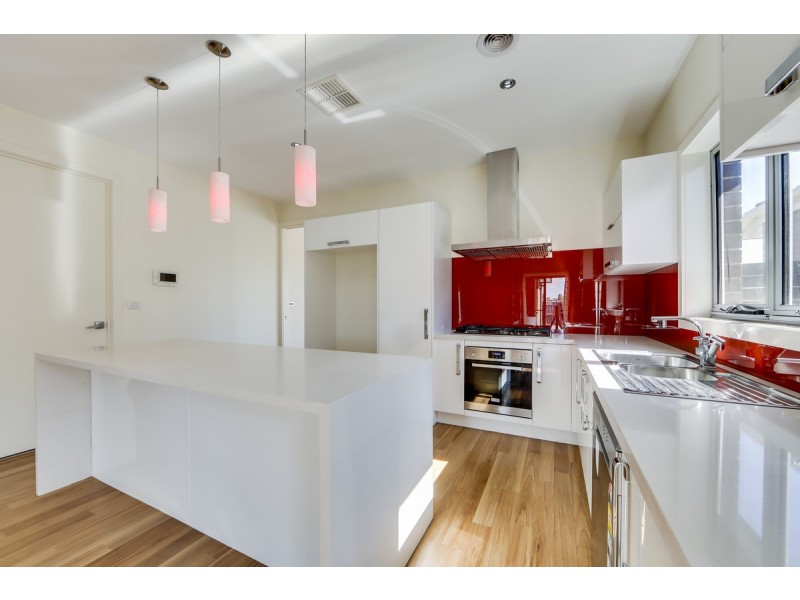 19 Hilda Kincaid Crescent, Macgregor ACT 2615