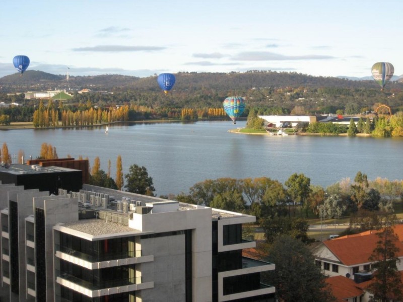 76/2 Edinburgh Avenue, City ACT 2601