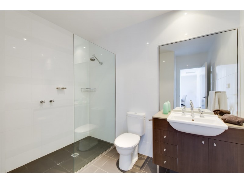 80/215 Aspinall Street, Watson ACT 2602