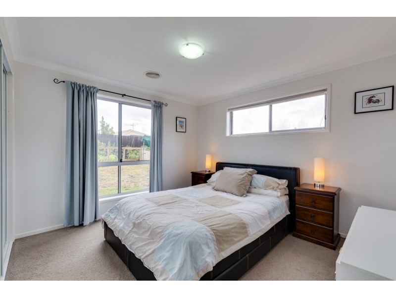 23 John Holt Street, Macgregor ACT 2615