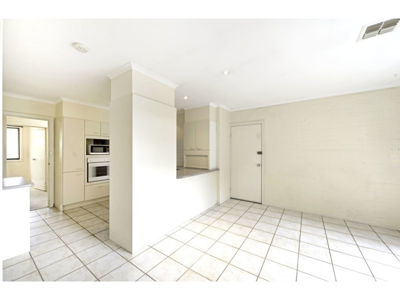 10 Stumm Place, Latham ACT 2615