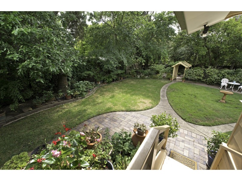 9 Nicholls Place, Higgins ACT 2615