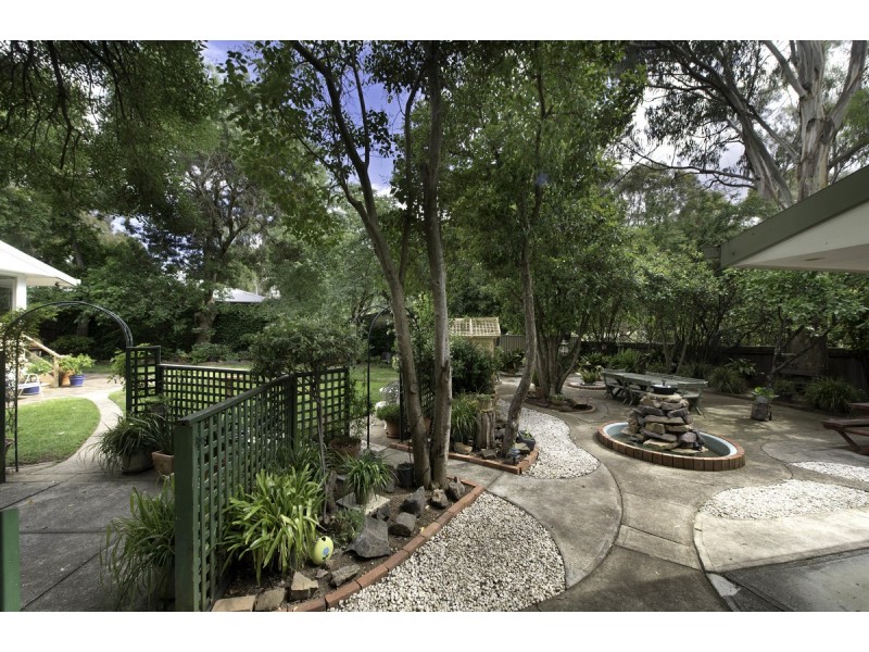 9 Nicholls Place, Higgins ACT 2615