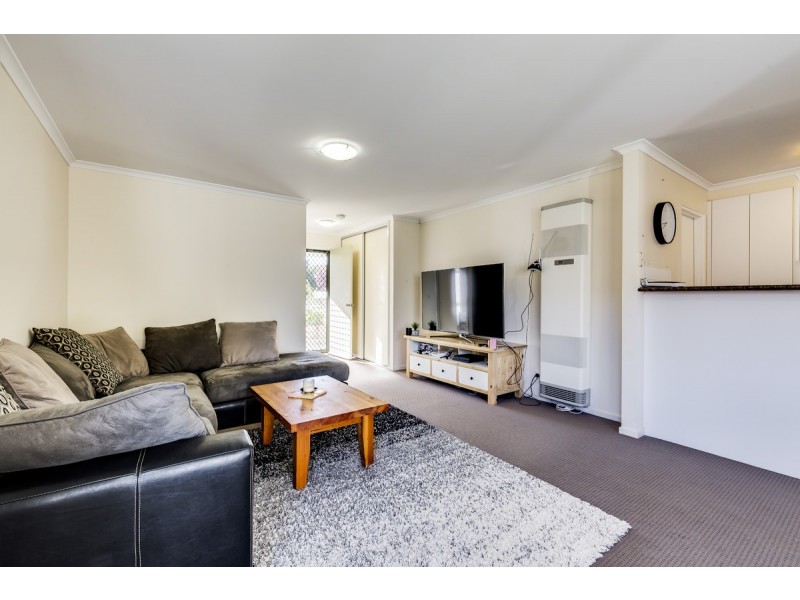 17 Heighway Street, Macgregor ACT 2615