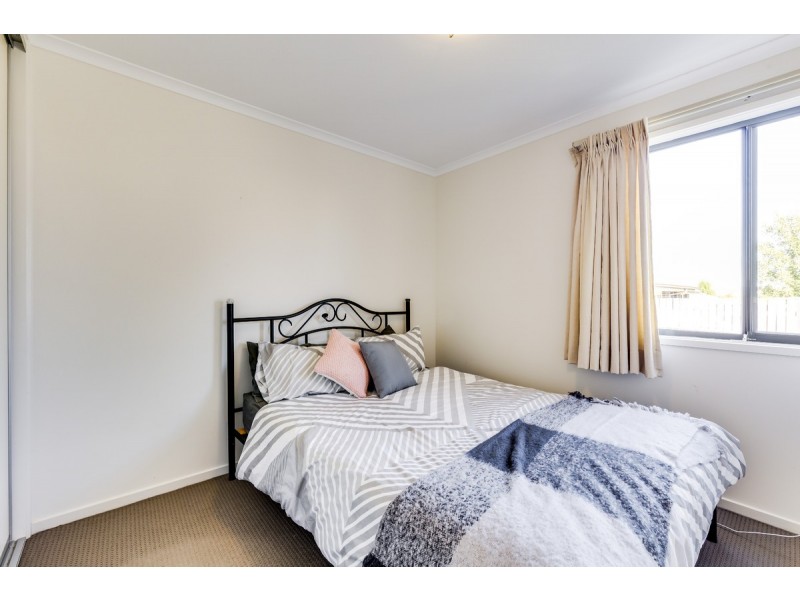 17 Heighway Street, Macgregor ACT 2615