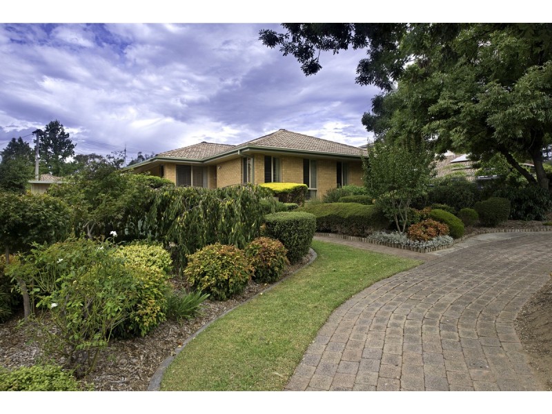 3 Denny Street, Latham ACT 2615
