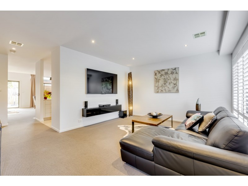 50/215 Aspinall Street, Watson ACT 2602