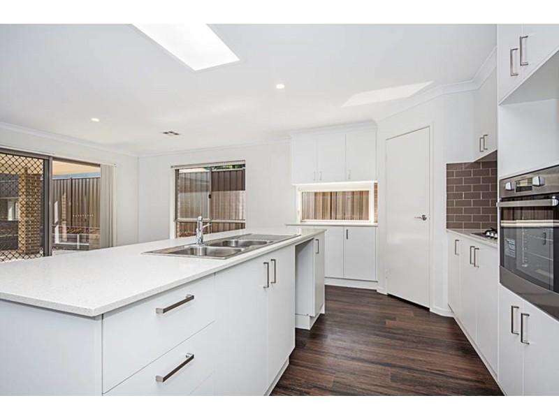 17 Jenner Court, Wanniassa ACT 2903