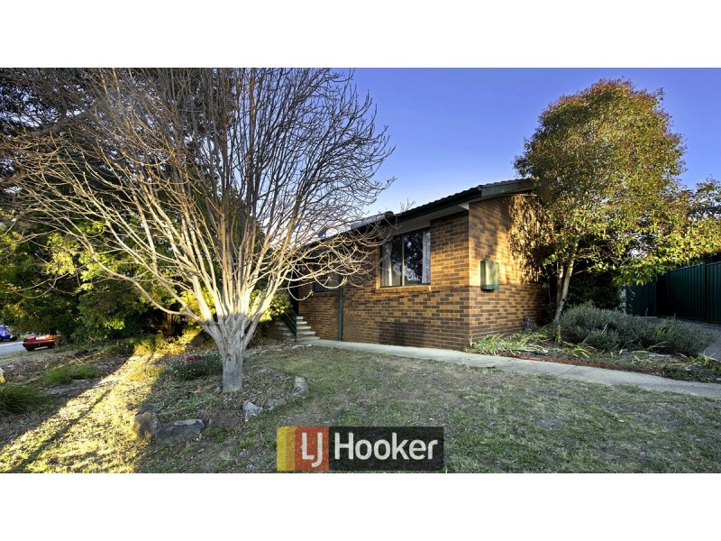 4 Mcarthur Place, Latham ACT 2615