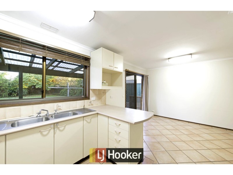 4 Mcarthur Place, Latham ACT 2615