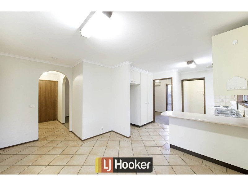 4 Mcarthur Place, Latham ACT 2615