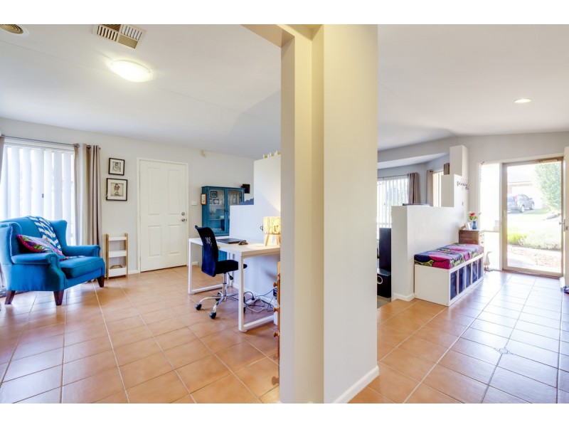 18 Hedger Street, Dunlop ACT 2615