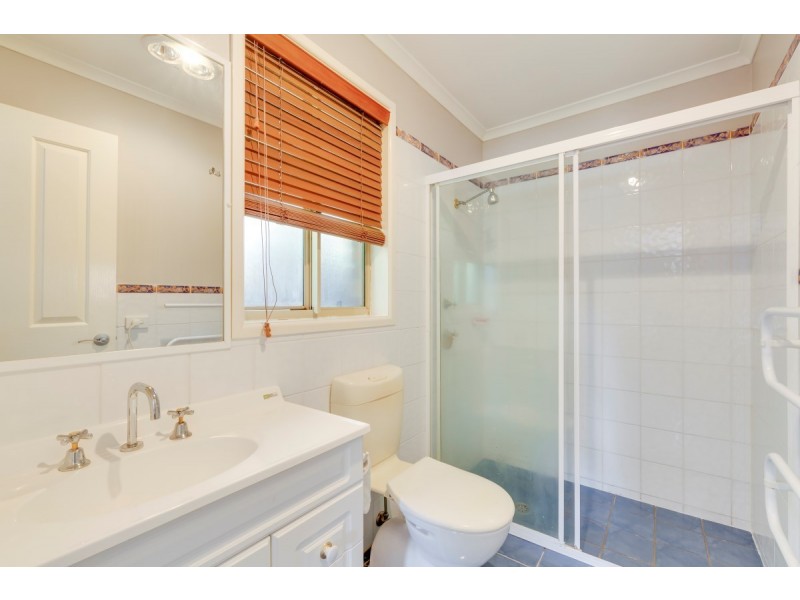 18 Hedger Street, Dunlop ACT 2615