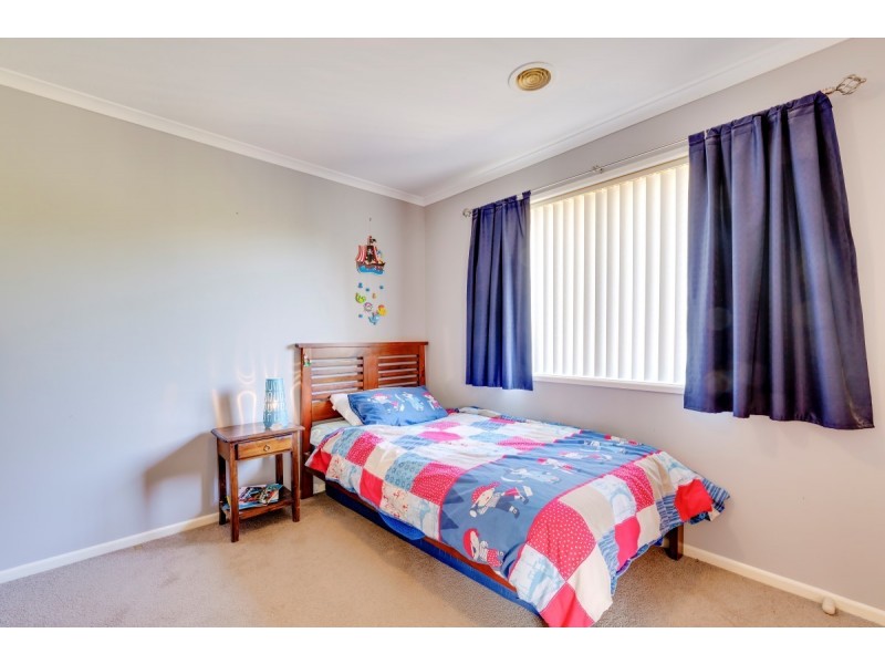 18 Hedger Street, Dunlop ACT 2615