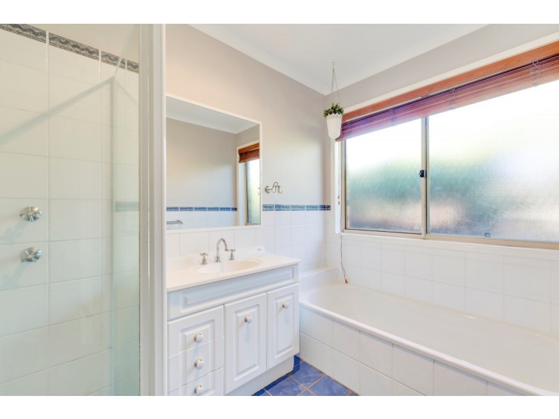 18 Hedger Street, Dunlop ACT 2615