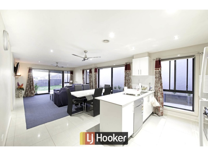 13 Victor Chang Street, Macgregor ACT 2615