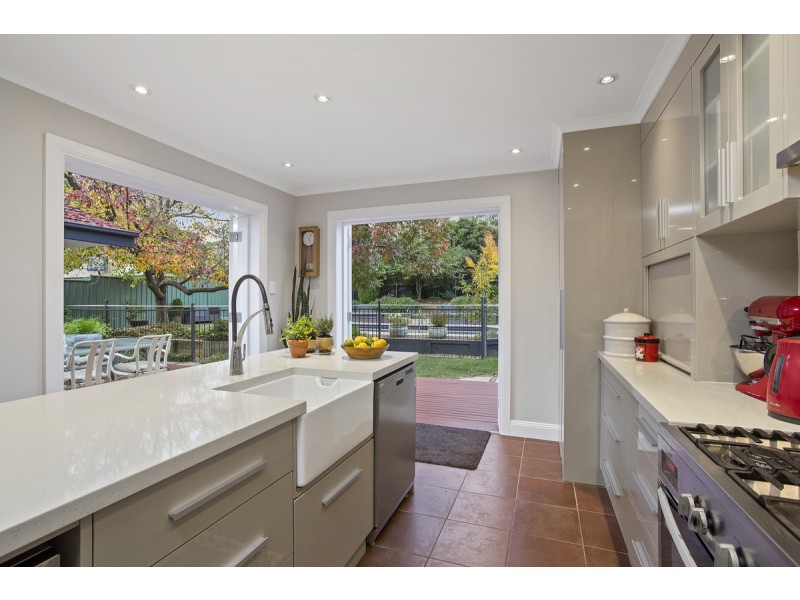 9 Holtermann Place, Charnwood ACT 2615