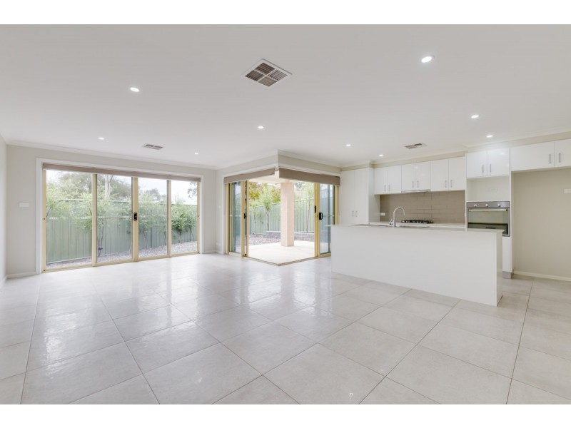 2/41 Nott Street, Fraser ACT 2615