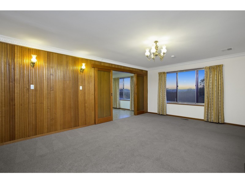 14 Achernar Close, Giralang ACT 2617