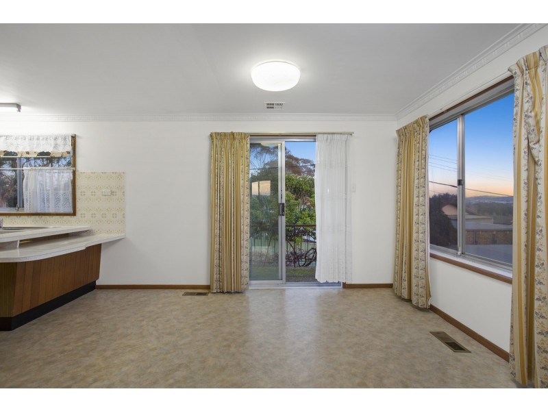 14 Achernar Close, Giralang ACT 2617