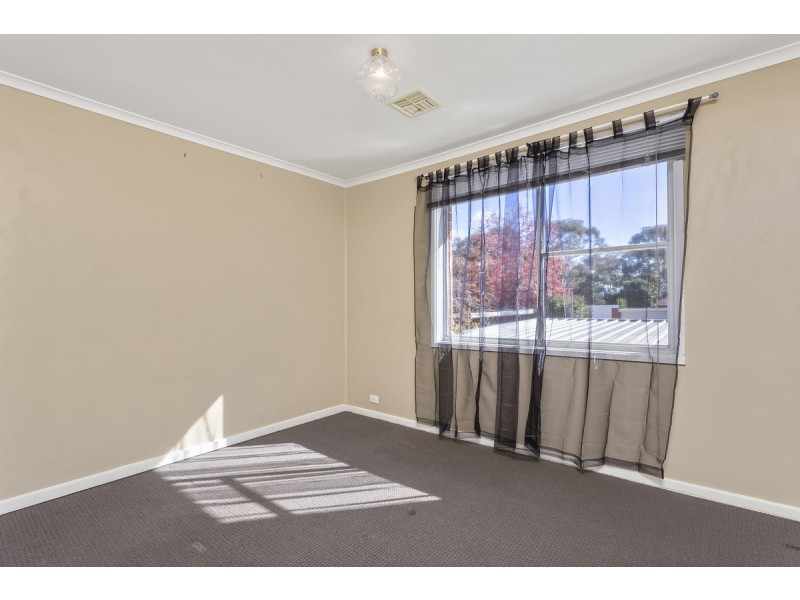 5 O’Dea Place, Holt ACT 2615