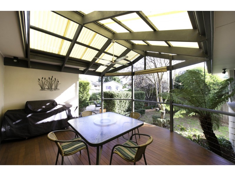 17 Powers Place, Latham ACT 2615