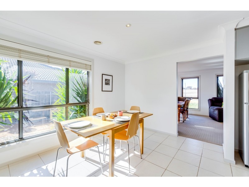 48 Henry Sutton Circuit, Dunlop ACT 2615