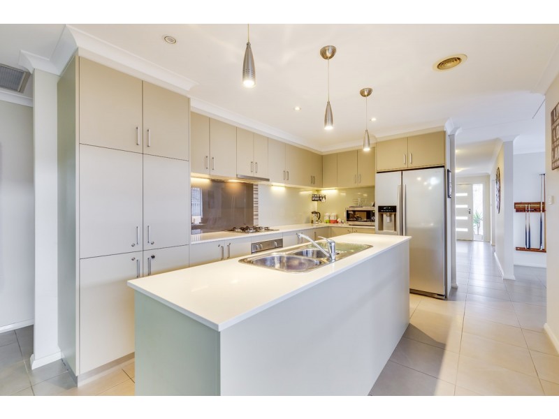 12 Eric De Salis Street, Macgregor ACT 2615