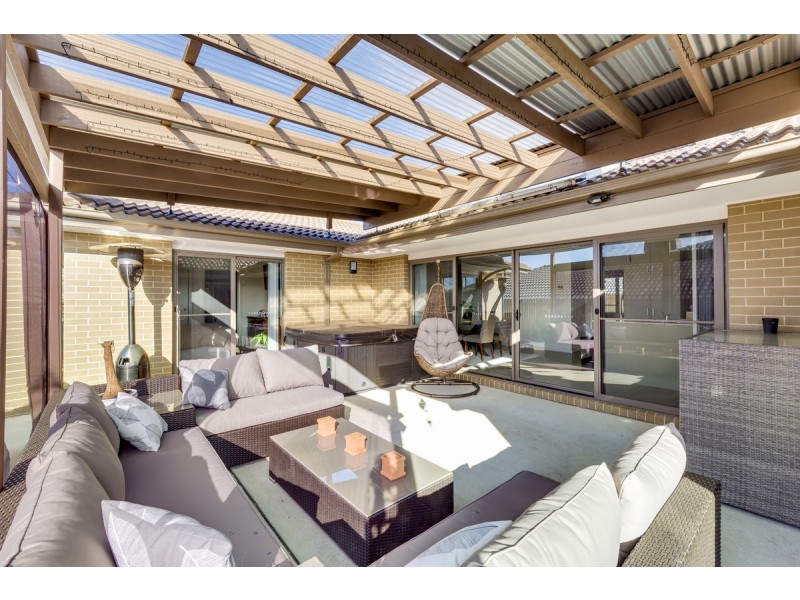 12 Eric De Salis Street, Macgregor ACT 2615