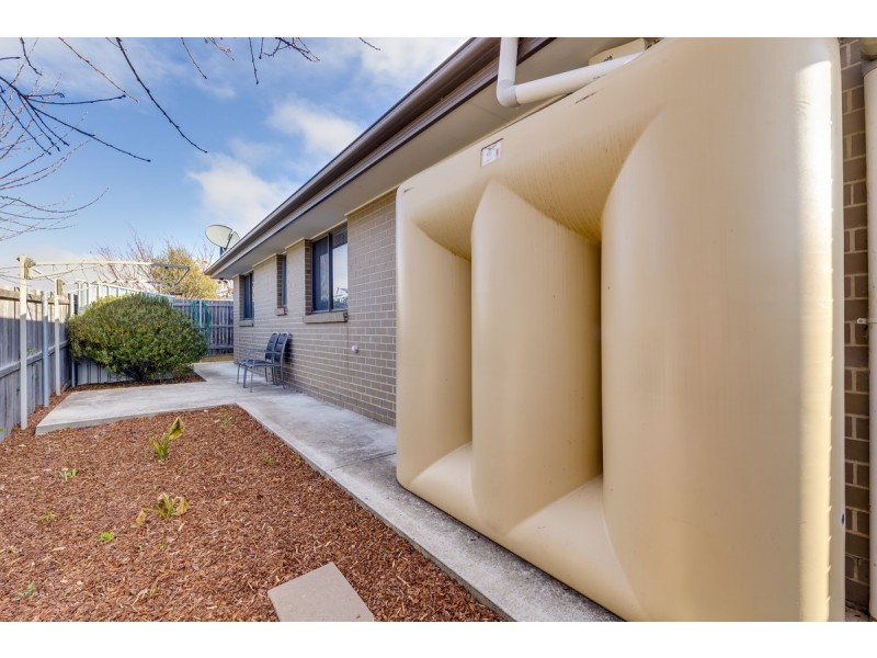 12 Eric De Salis Street, Macgregor ACT 2615