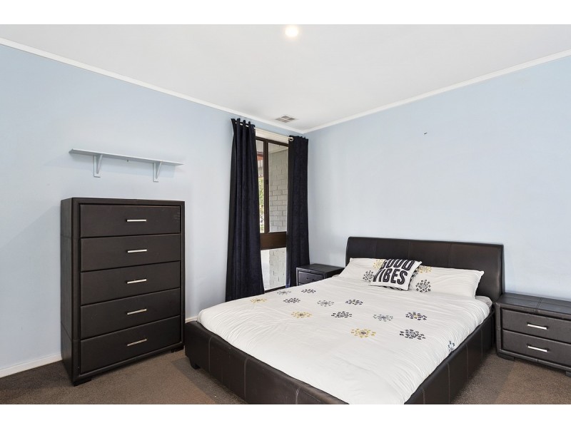 5 Gaggin Place, Macgregor ACT 2615