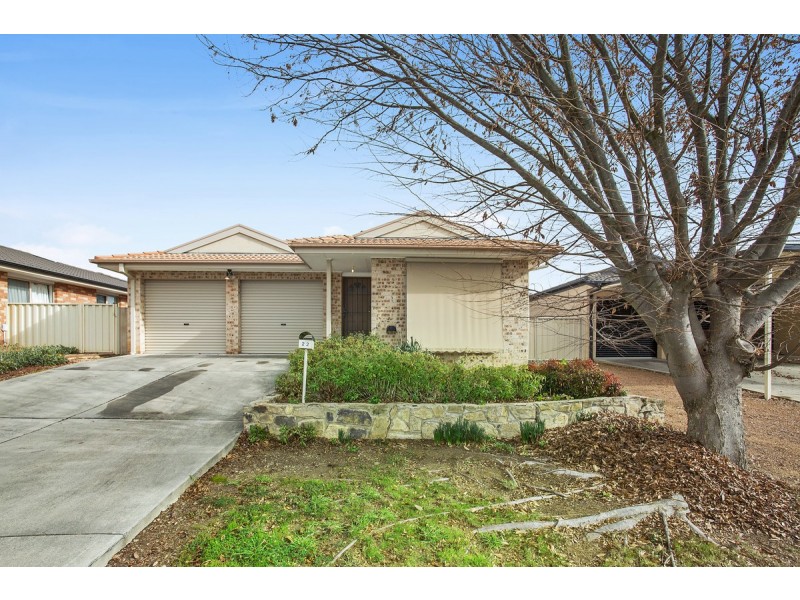 22 Polwarth Circuit, Dunlop ACT 2615