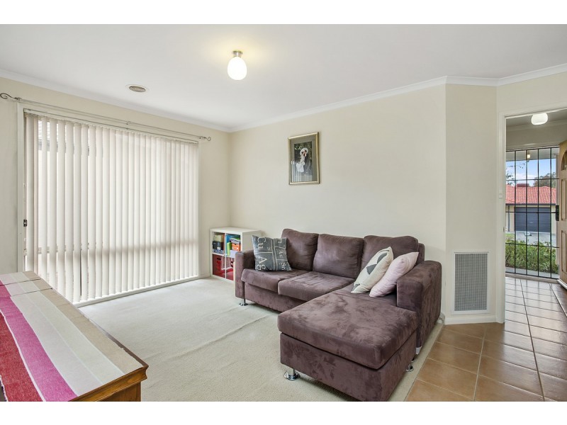 22 Polwarth Circuit, Dunlop ACT 2615