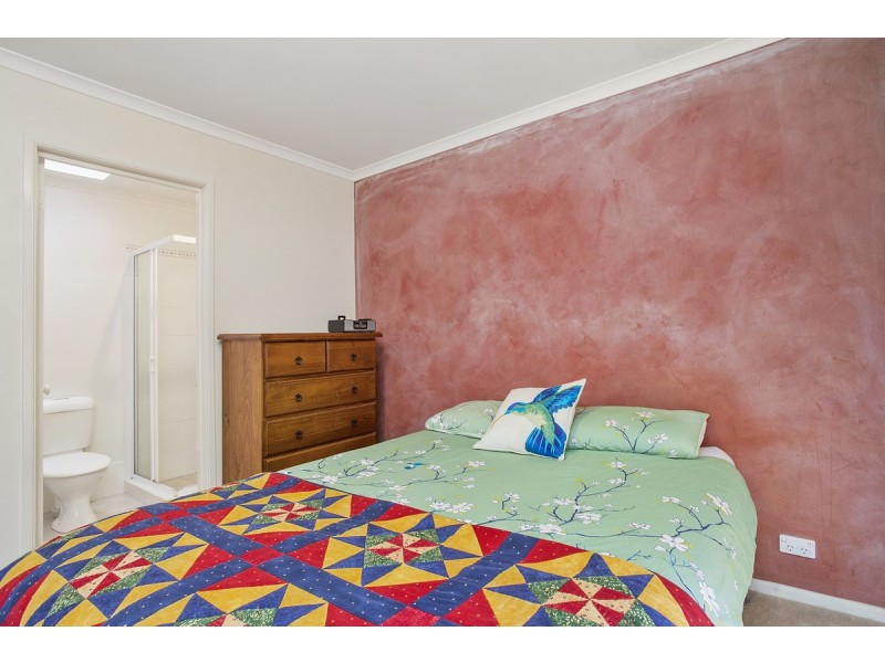 22 Polwarth Circuit, Dunlop ACT 2615