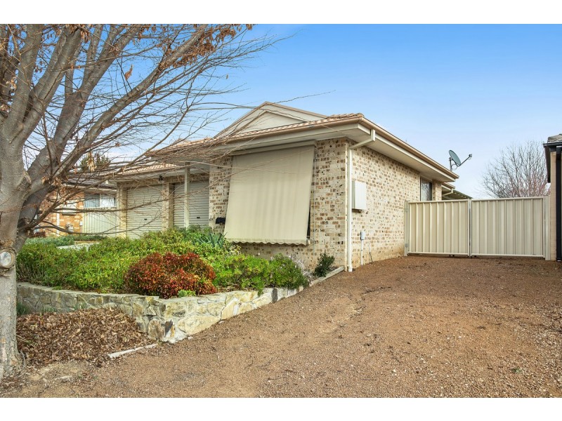 22 Polwarth Circuit, Dunlop ACT 2615