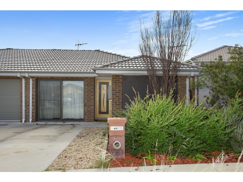 24 Refshauge Crescent, Macgregor ACT 2615