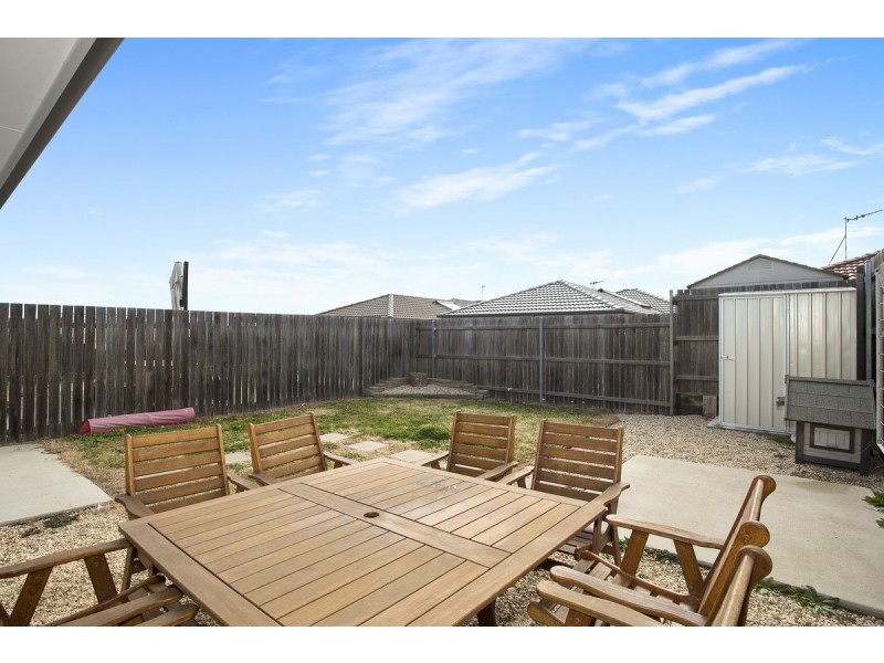 24 Refshauge Crescent, Macgregor ACT 2615