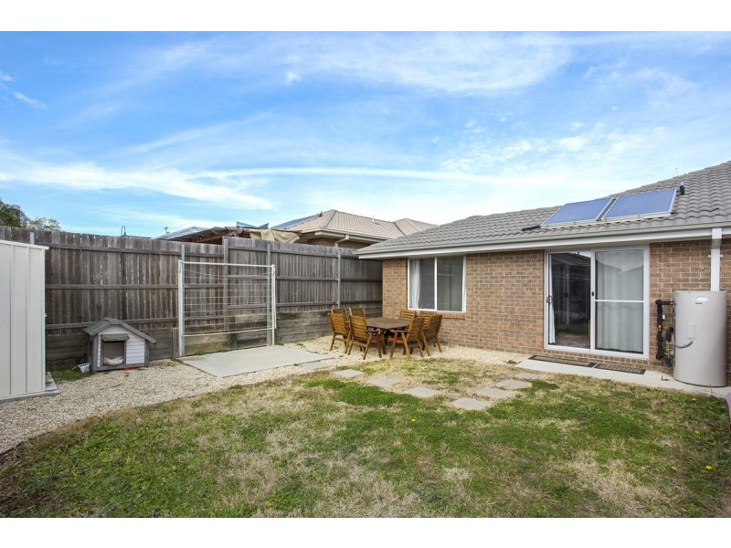 24 Refshauge Crescent, Macgregor ACT 2615