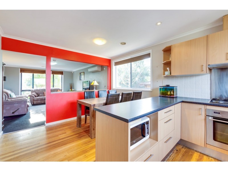 12 Kirkland Circuit, Macgregor ACT 2615