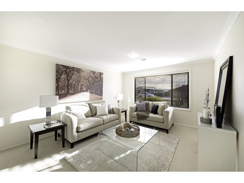 50 Macfarlane Burnet Avenue, Macgregor ACT 2615