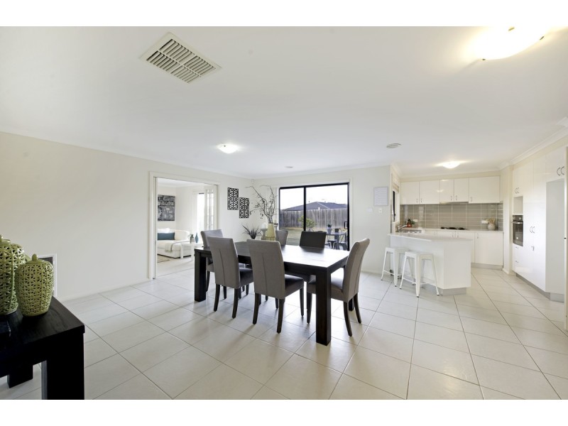 50 Macfarlane Burnet Avenue, Macgregor ACT 2615