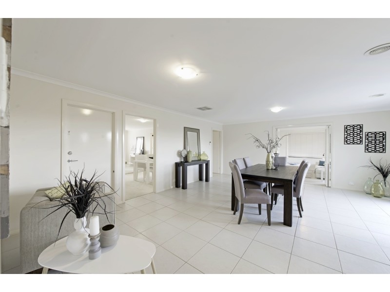 50 Macfarlane Burnet Avenue, Macgregor ACT 2615